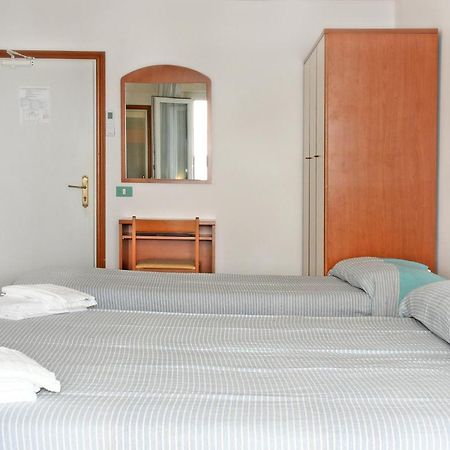 Hotel Exclusive In Pieno Centro - Nuova Gestione 2025 Riccione Exterior foto