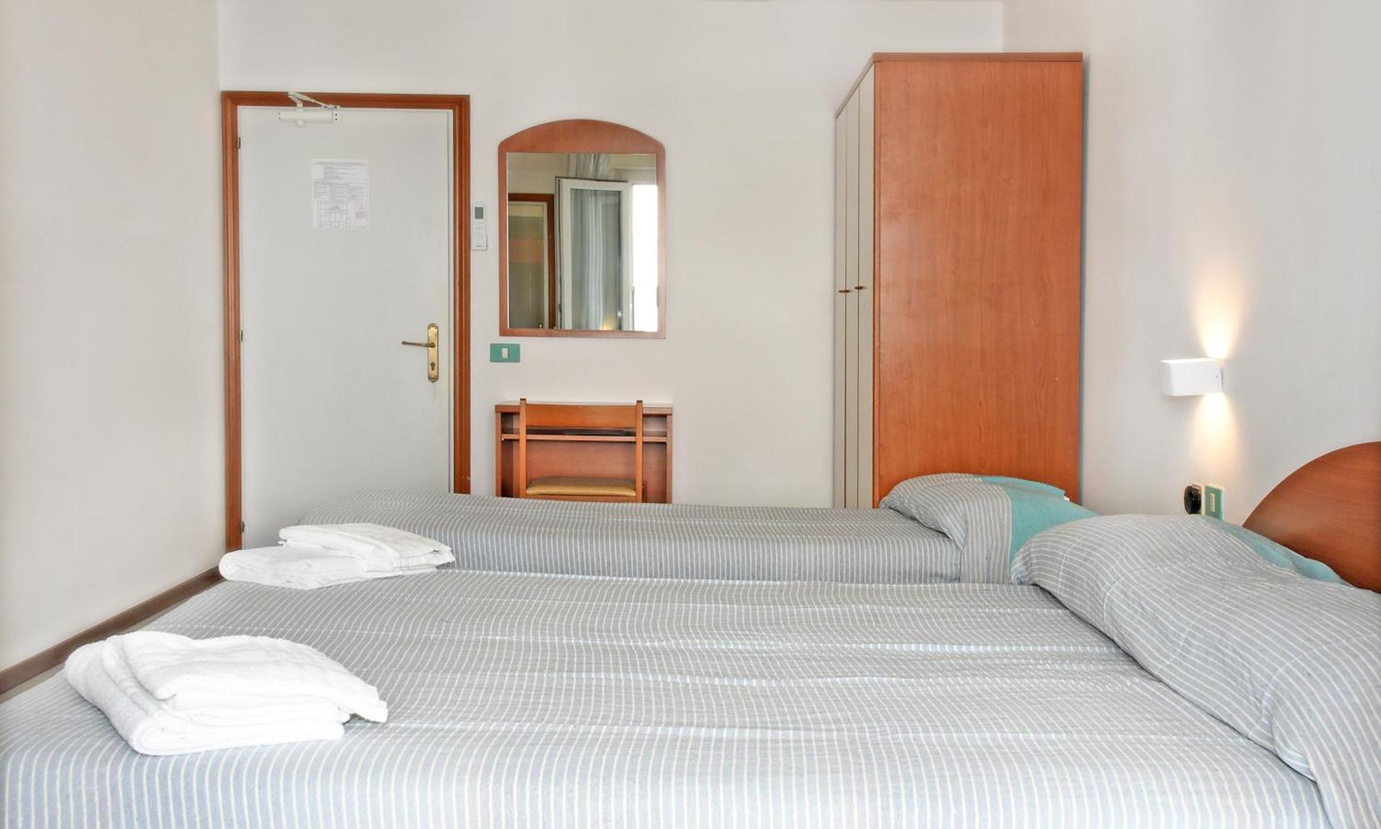 Hotel Exclusive In Pieno Centro - Nuova Gestione 2025 Riccione Exterior foto